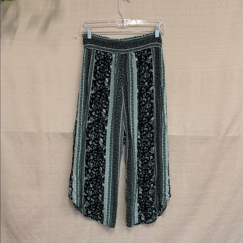 Kingston Green Patterned Wide Leg Pants - Picture 3 of 4